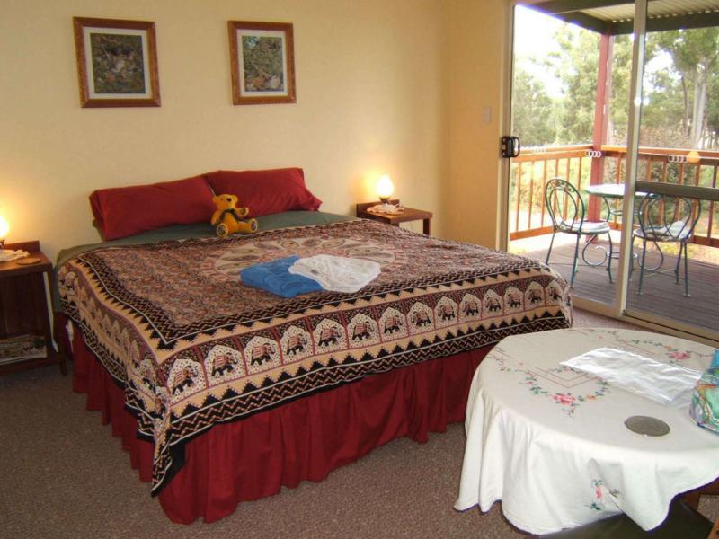 แชมบาลา เกสท์เฮาส์ Bed & Breakfast Kangaroo Gully ภายนอก รูปภาพ
